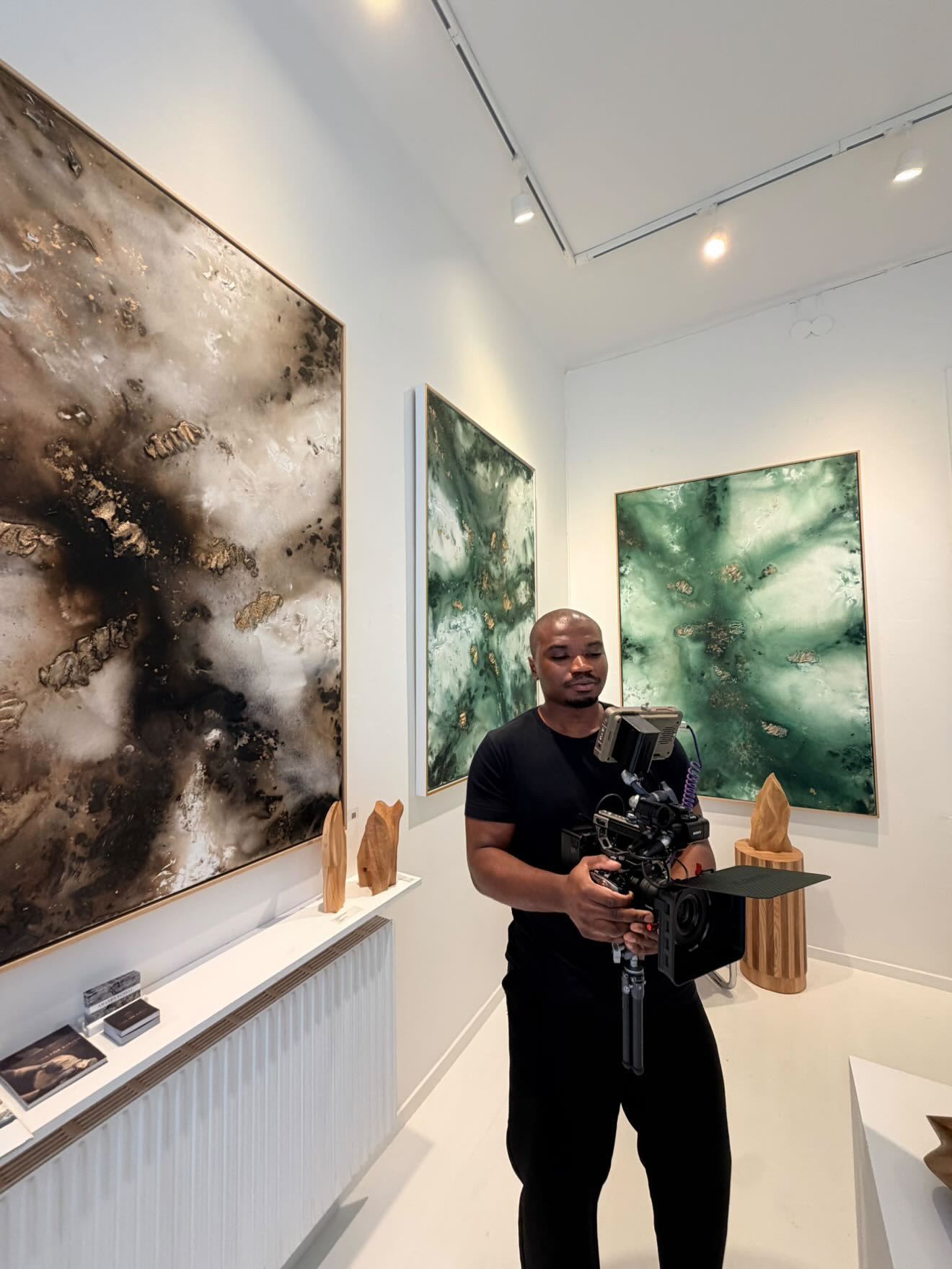 Elie Kouakou, grundare av Golent, filmar