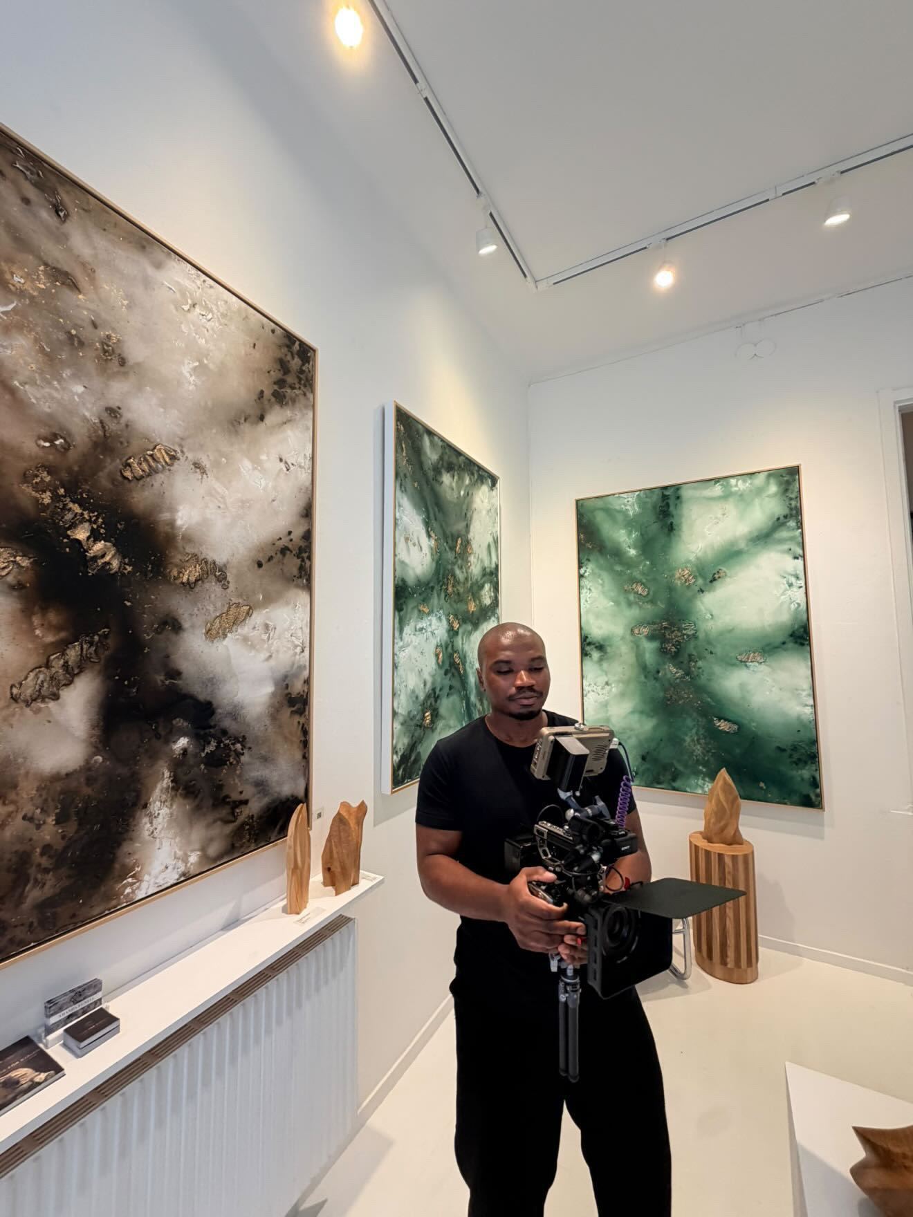 Elie Kouakou, grundare av Golent, filmar